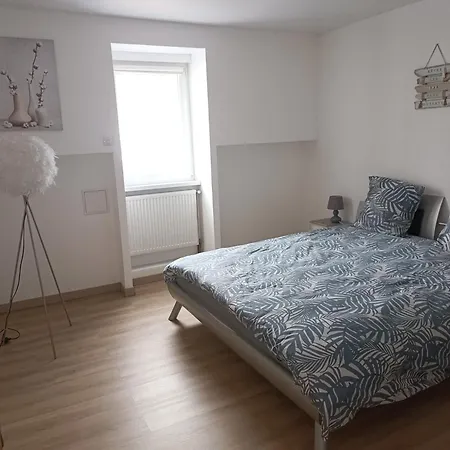 Superbe T4 Duplex Tres Bien Situe Au Calme Lejlighed *